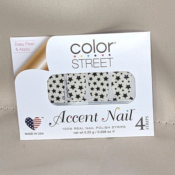 Deleting soon! COLOR STREET Accent Star for the Course Nail Polish Strips - Picture 1 of 5